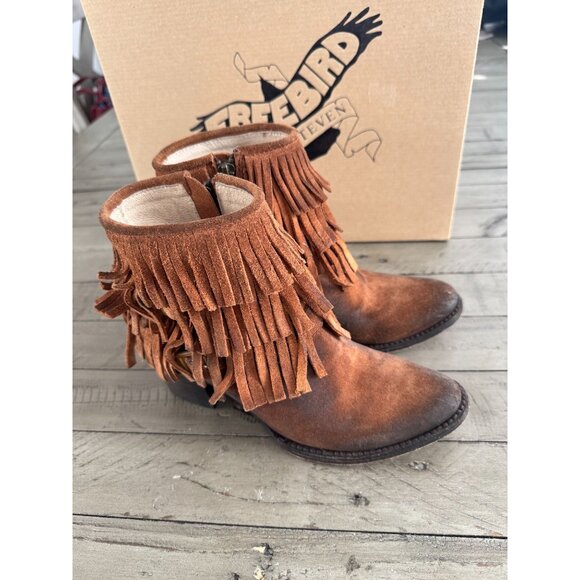 FREEBIRD by Steven Belle Fringe Ankle Boots Booties Tan Suede Leather Western 6 - Picture 2 of 7